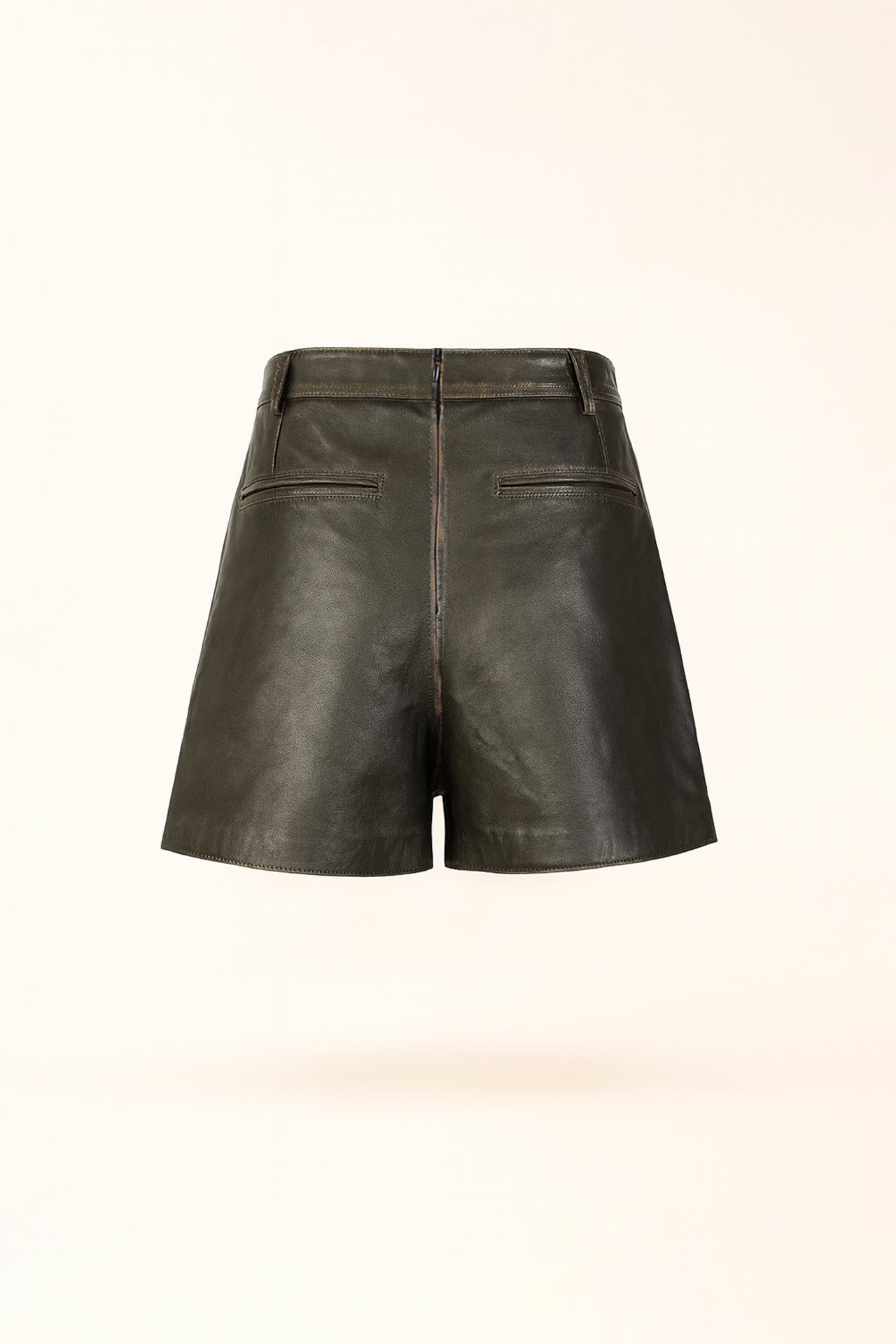 Saia Calção em Pele