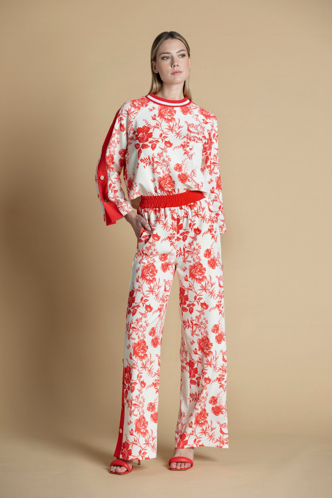 Calças Largas com Estampado Floral