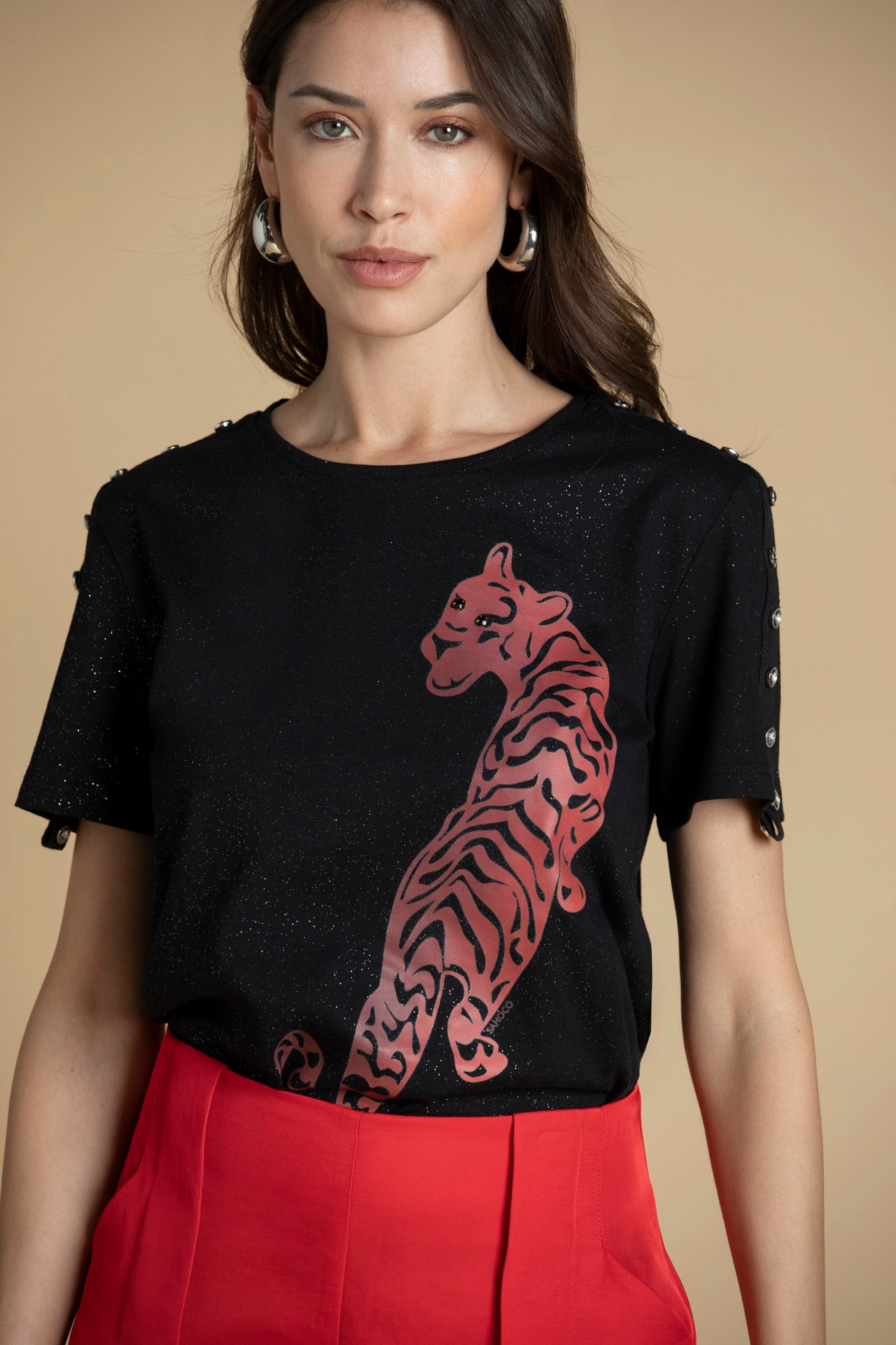 T-shirt com estampa tigre