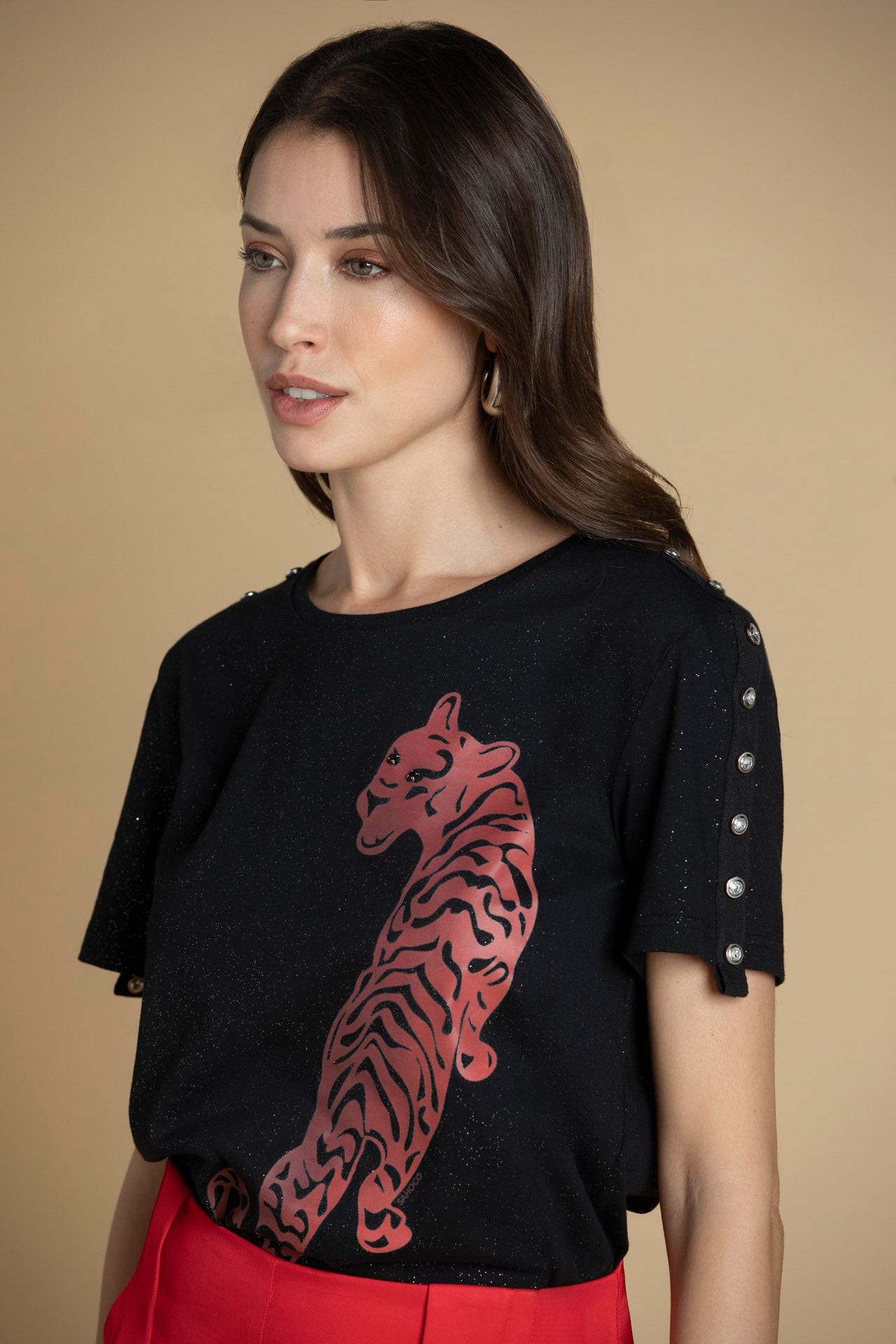 T-shirt com estampa tigre