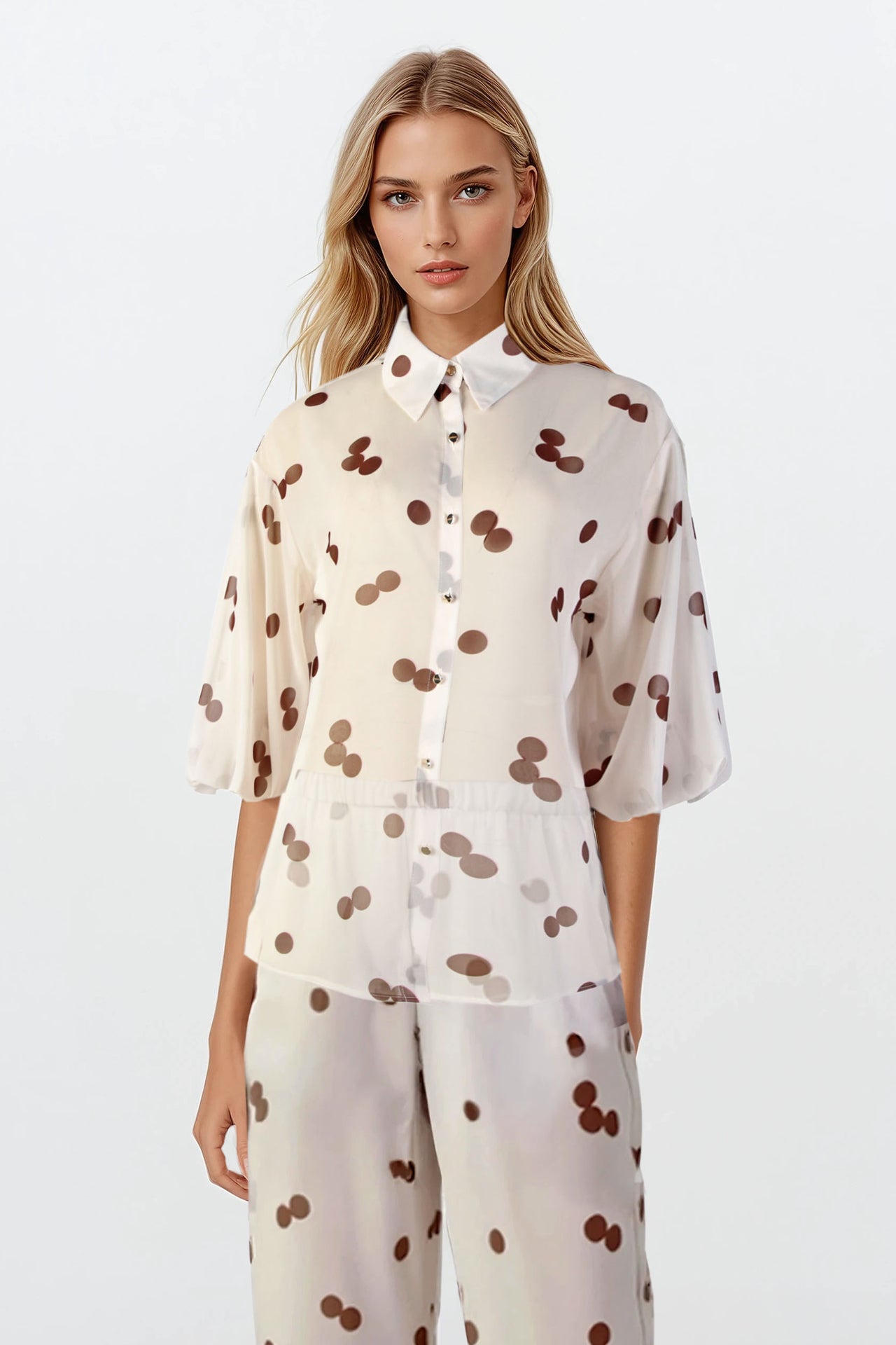 Camisa fluida semitransparente estampada