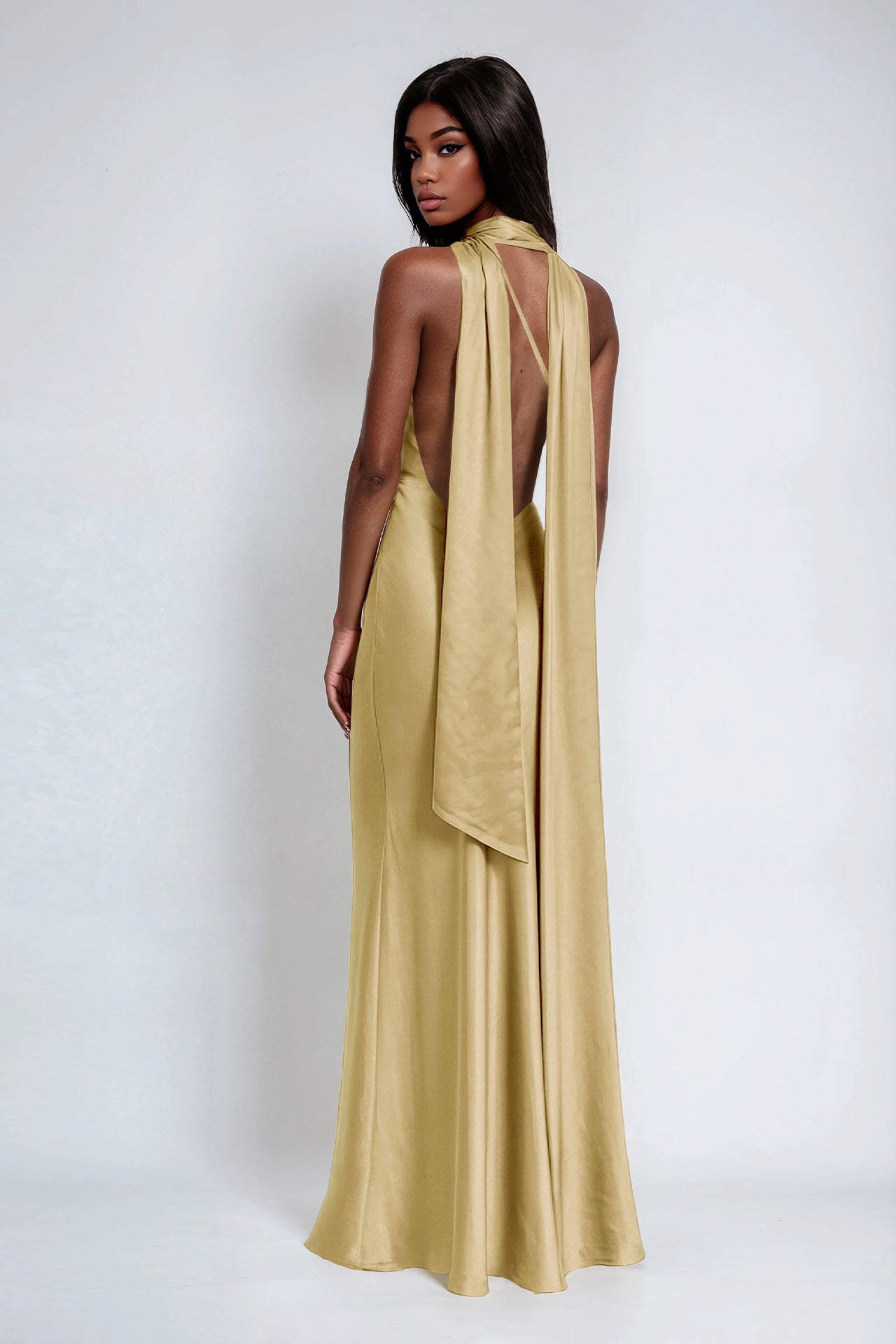 Vestido comprido acetinado