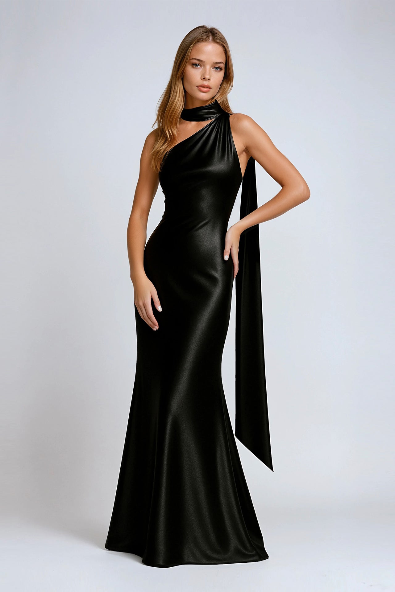 Vestido comprido acetinado