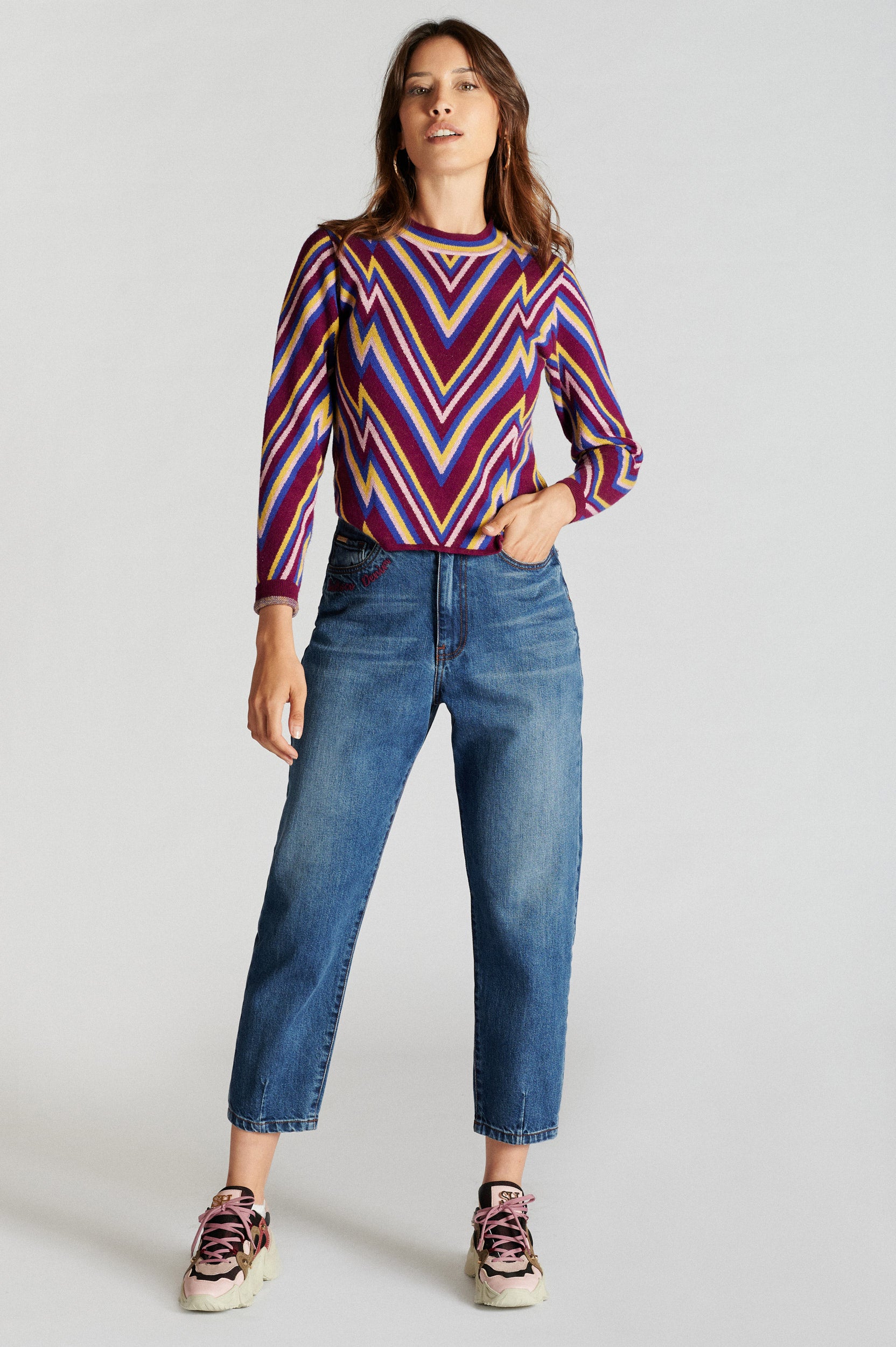 Calças Mom Jeans
