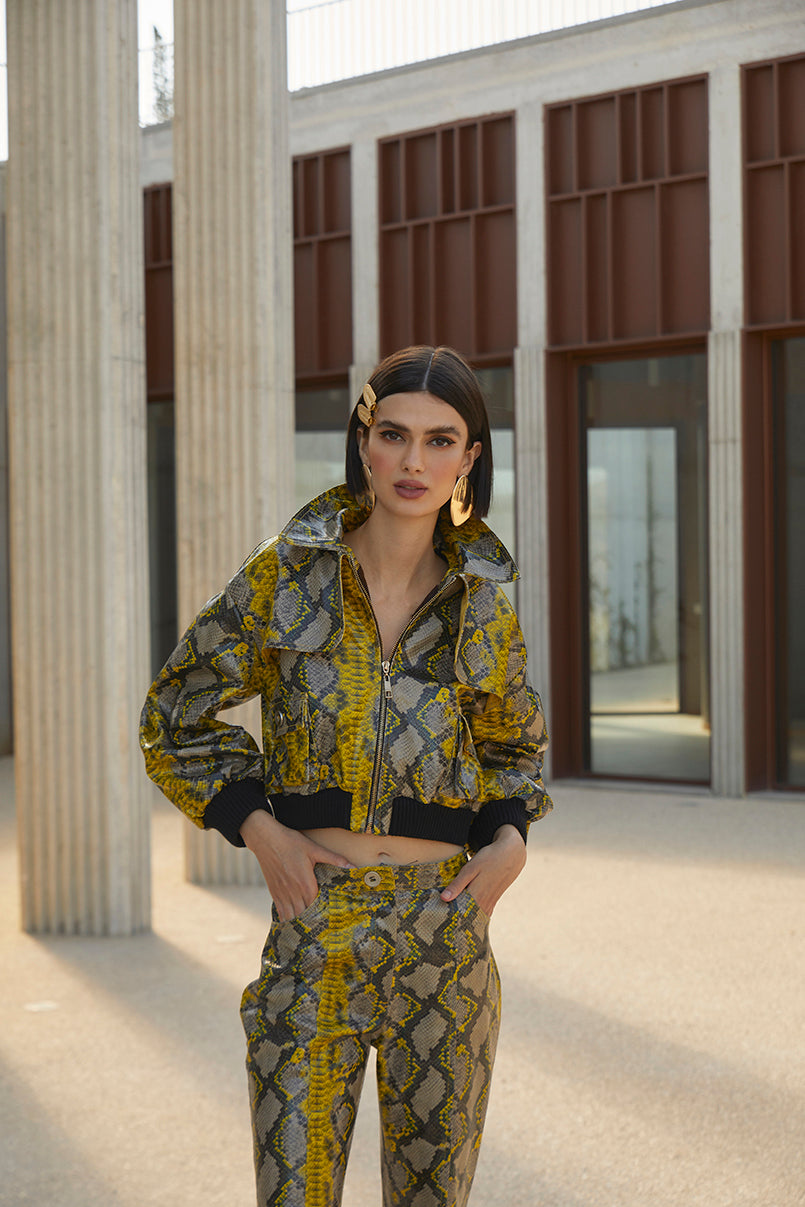 Calças efeito pele Snake