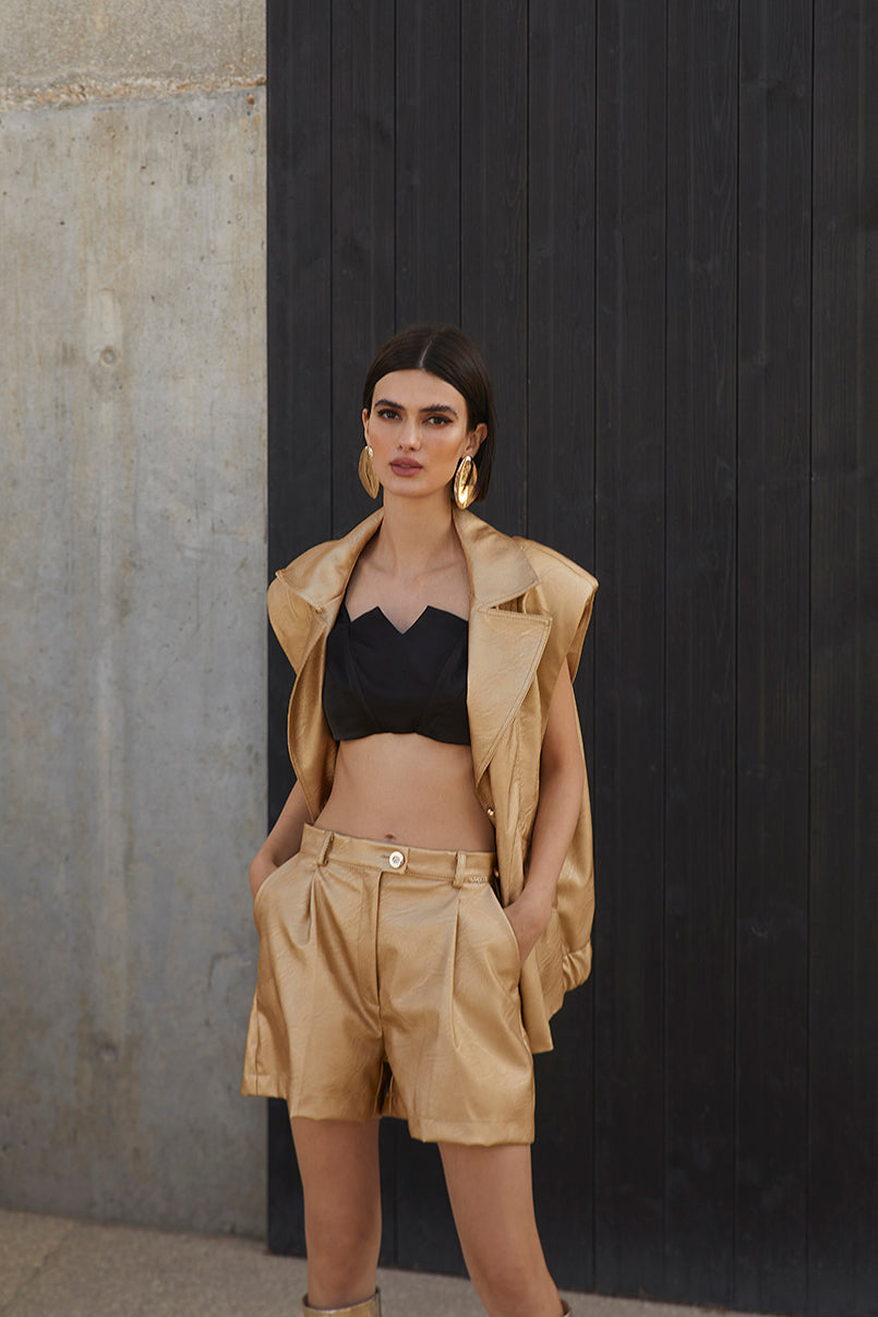 Calções bermudas metalizados