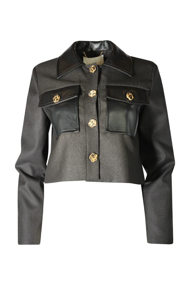Casaco cropped com bolso