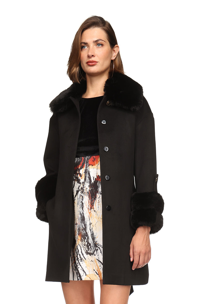Casaco sobretudo com pelo removível
