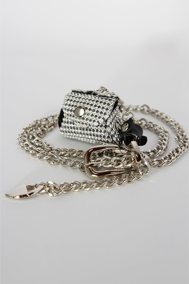 Cinto corrente com mini bolsa