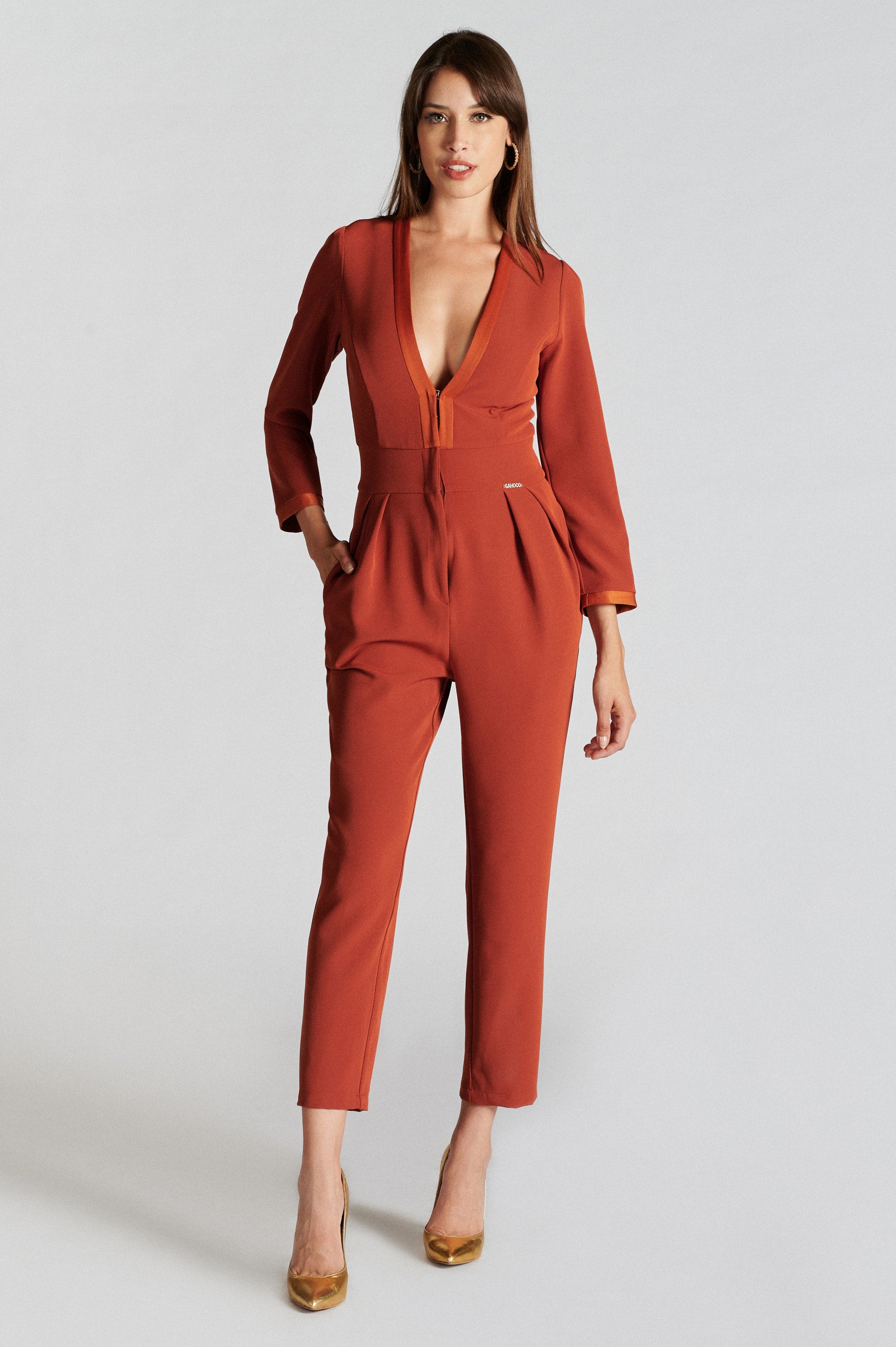 Macacão Justo Decote em V