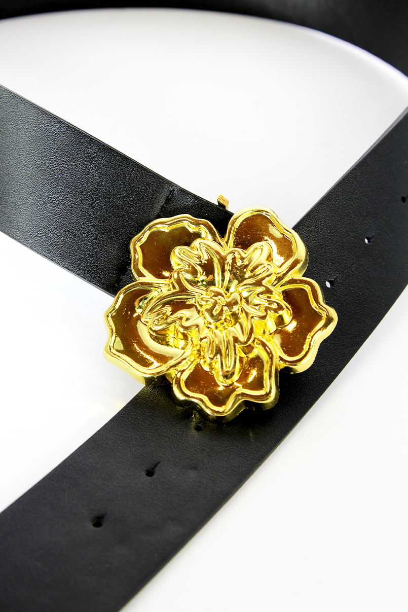 Cinto largo com flor