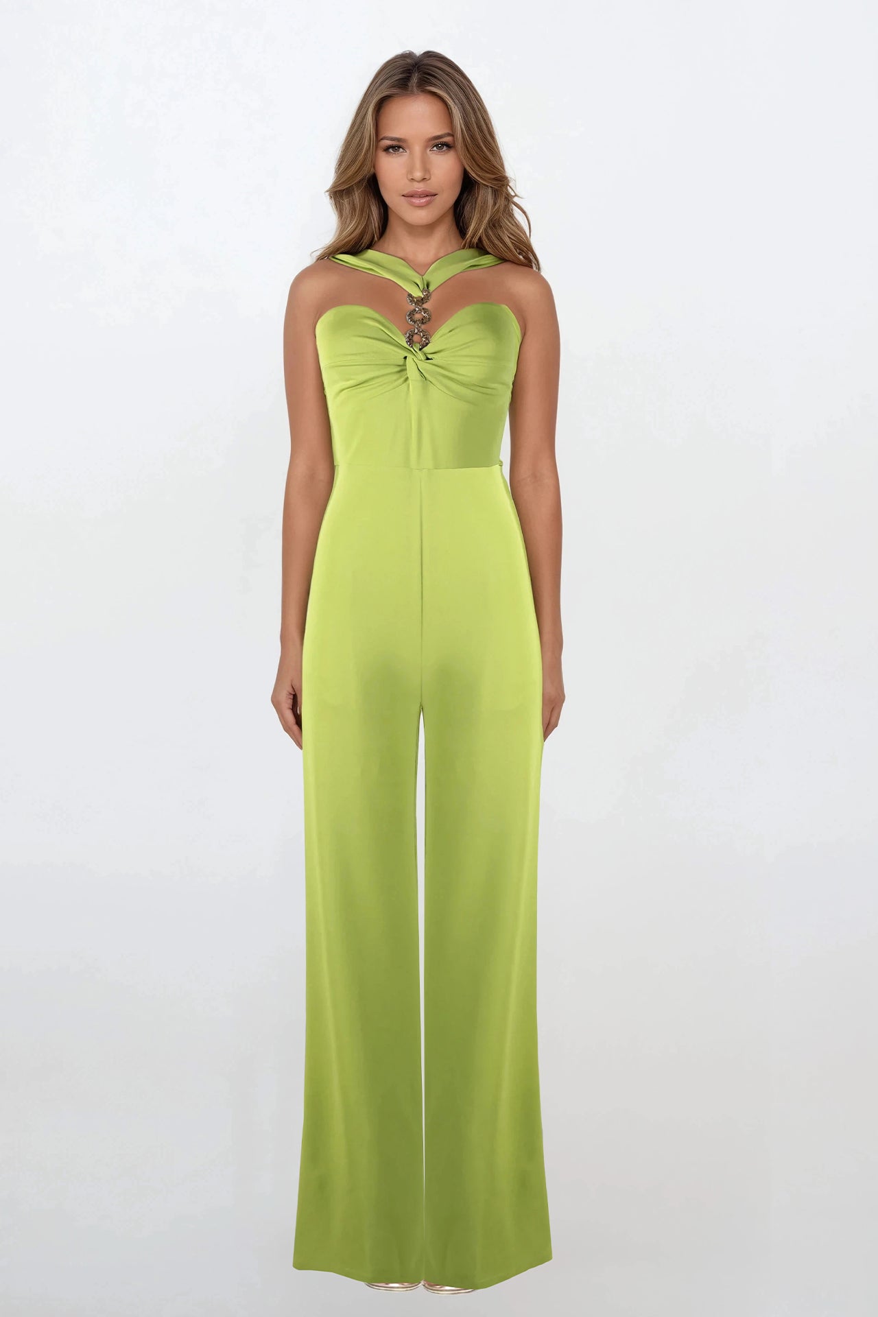 Macacão Halter com Aplique Dourado SH x GM