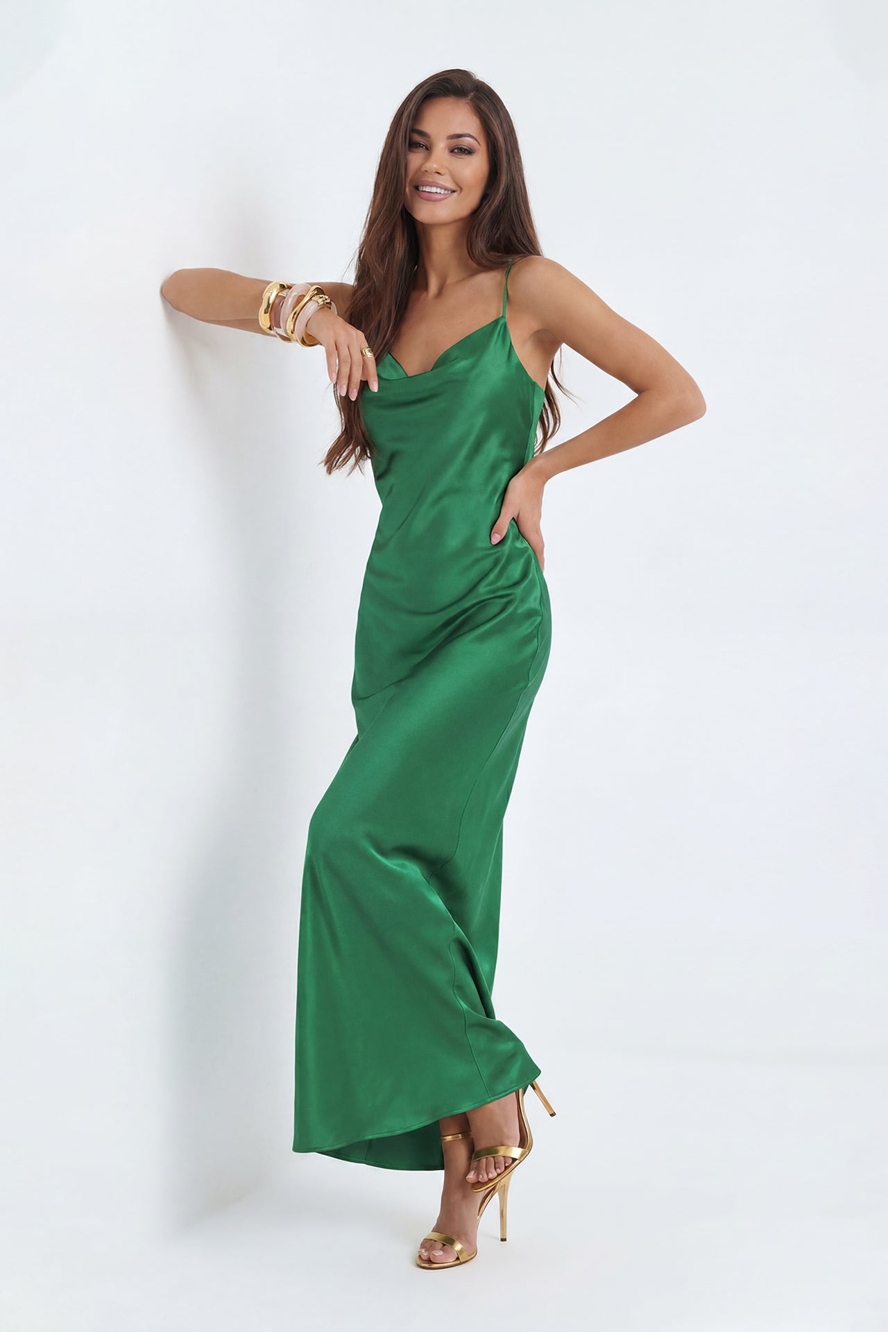 Vestido comprido acetinado
