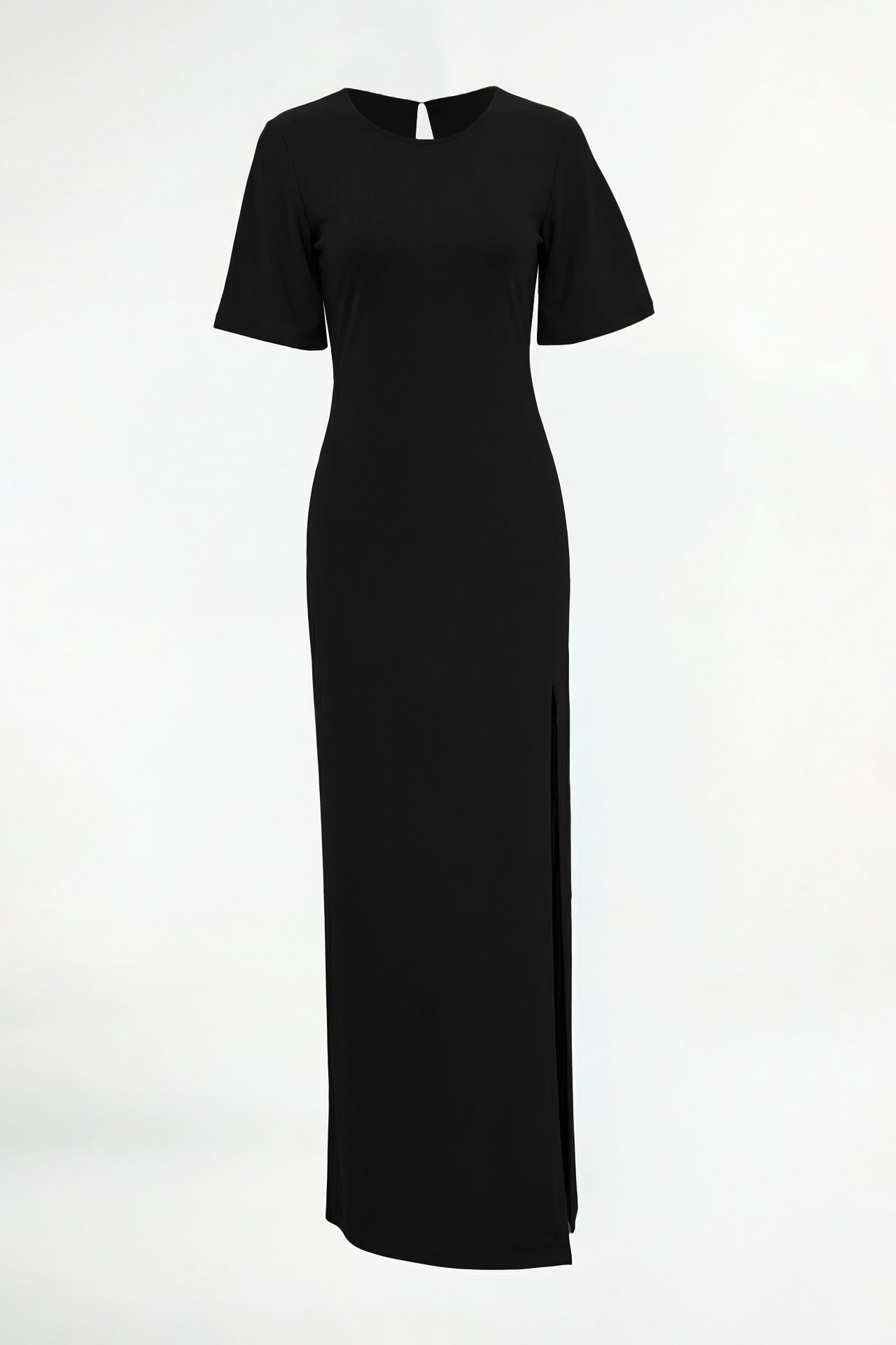 Vestido Comprido com Colar