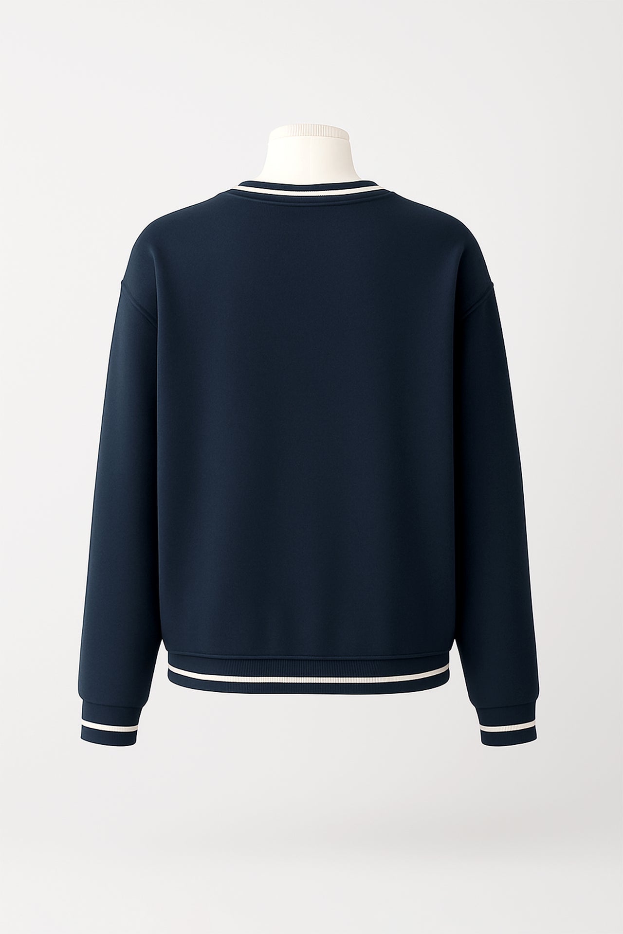 Sweatshirt com bordado collegiate