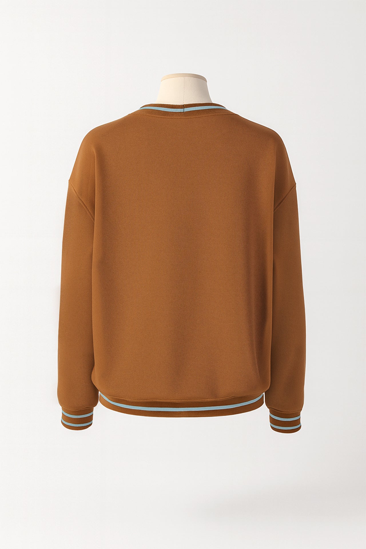 Sweatshirt com bordado collegiate