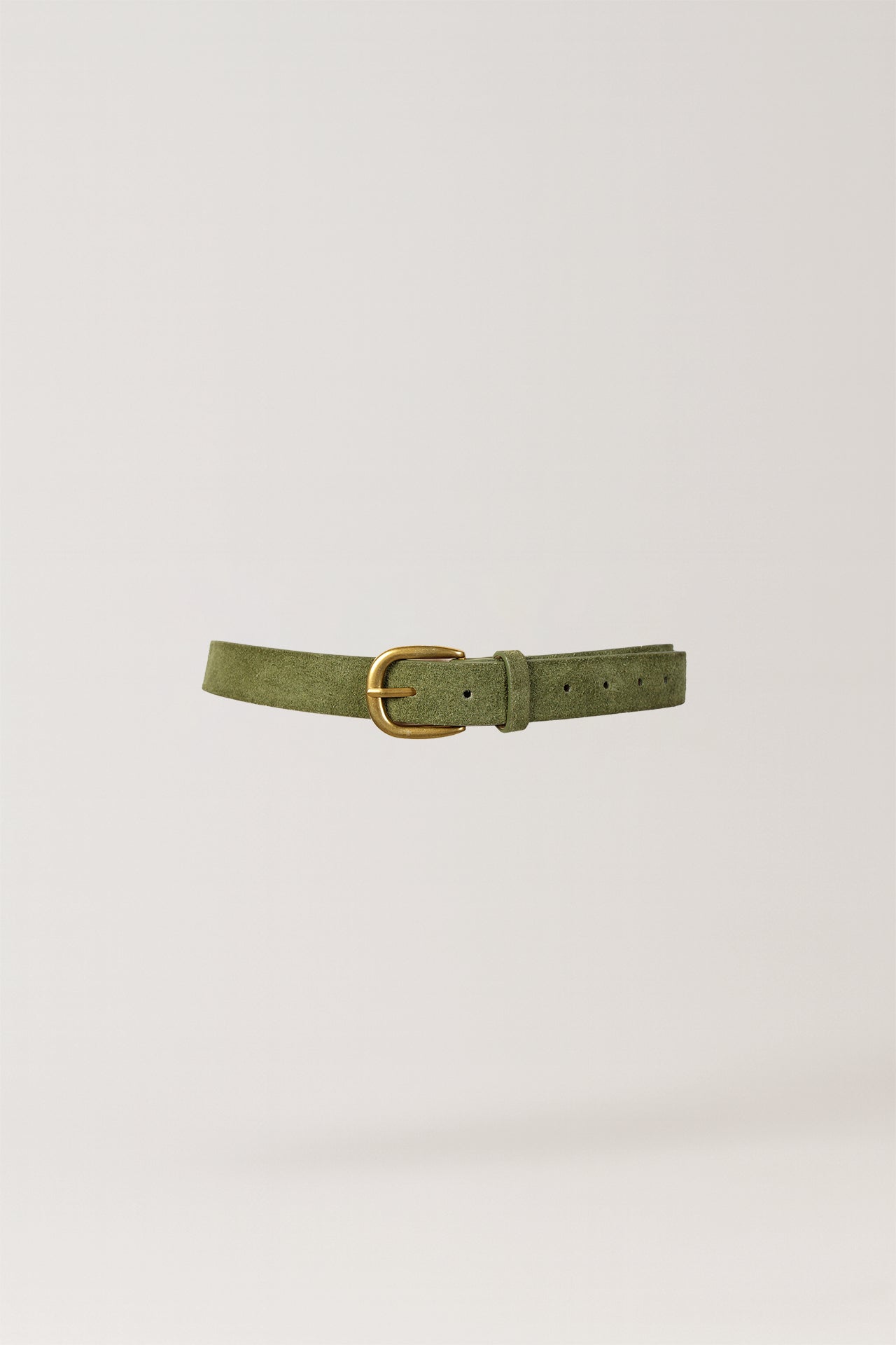 Cinto de Pele com Fivela Ovalada