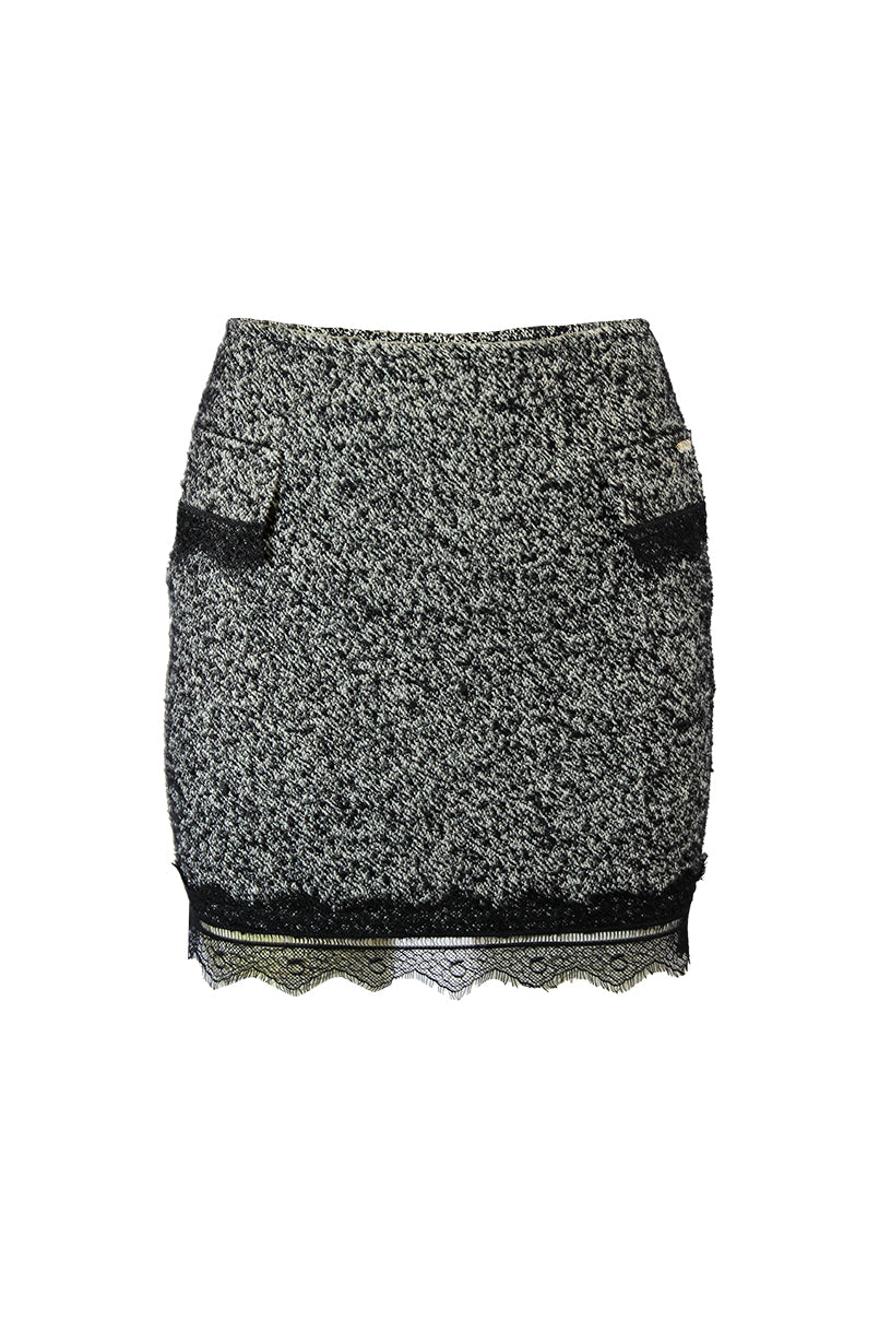 Saia curta tweed detalhe renda