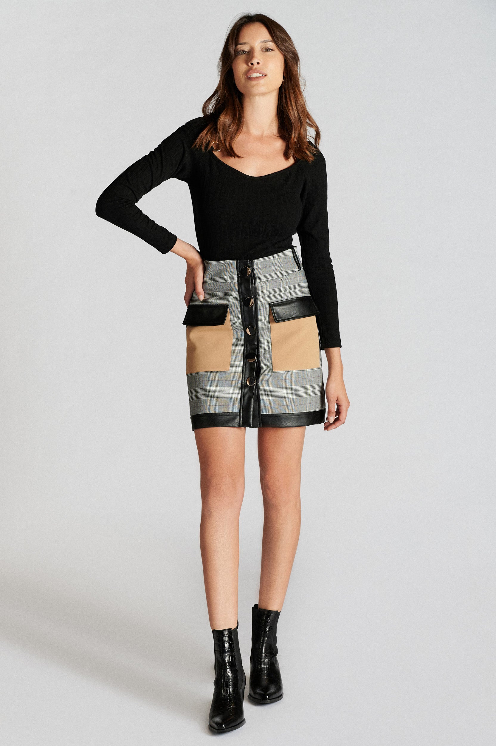 Saia de Cintura Subida Mix de Tecidos