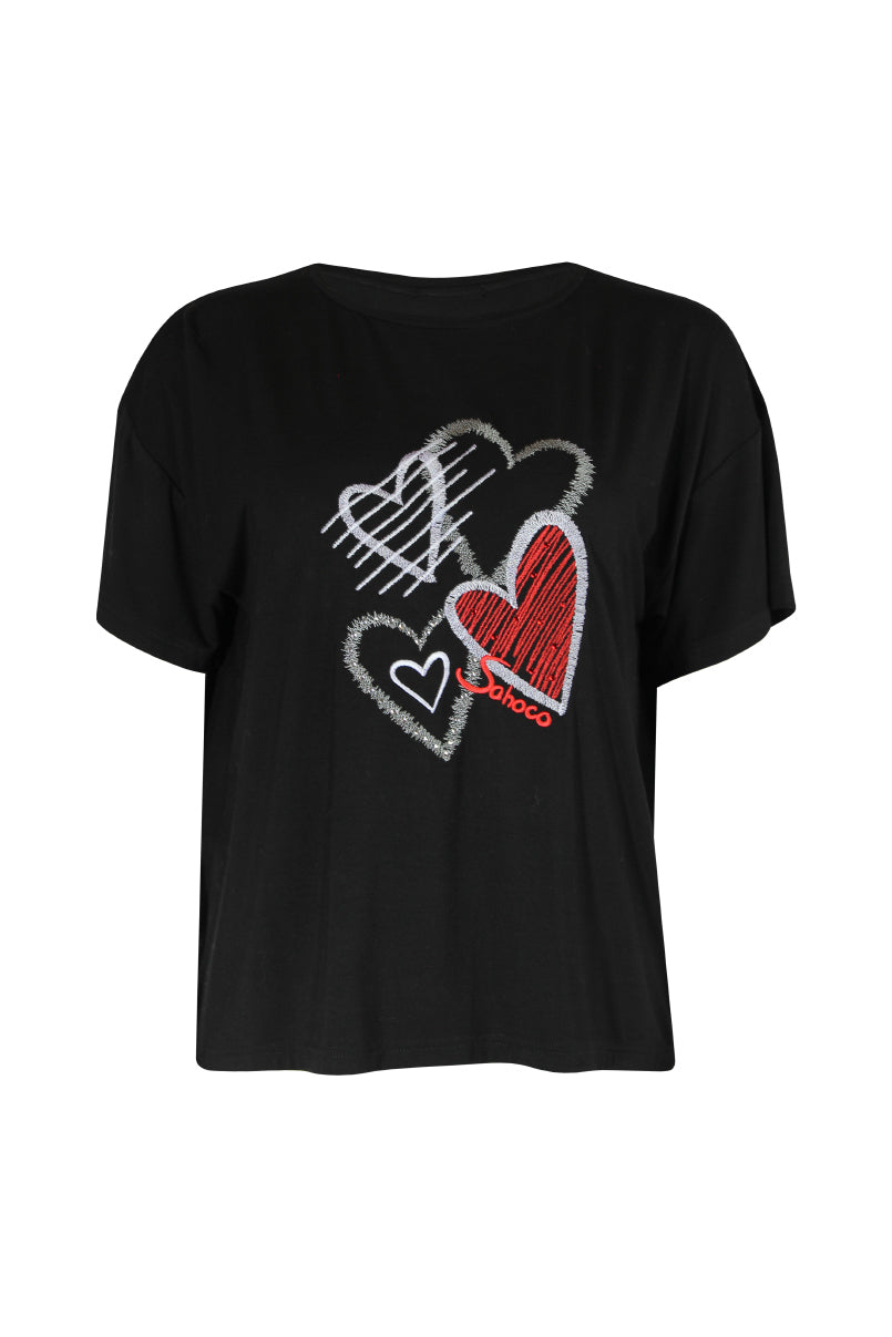 T-shirt corações bordados