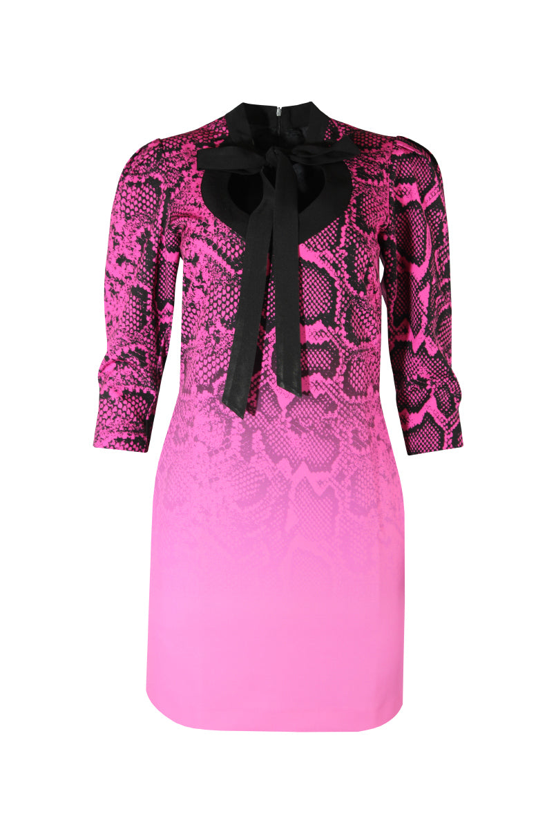 Vestido curto manga abalonada