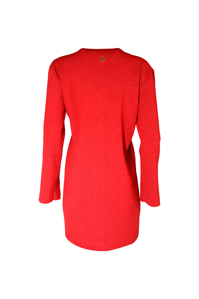 Vestido em malha decote em bico