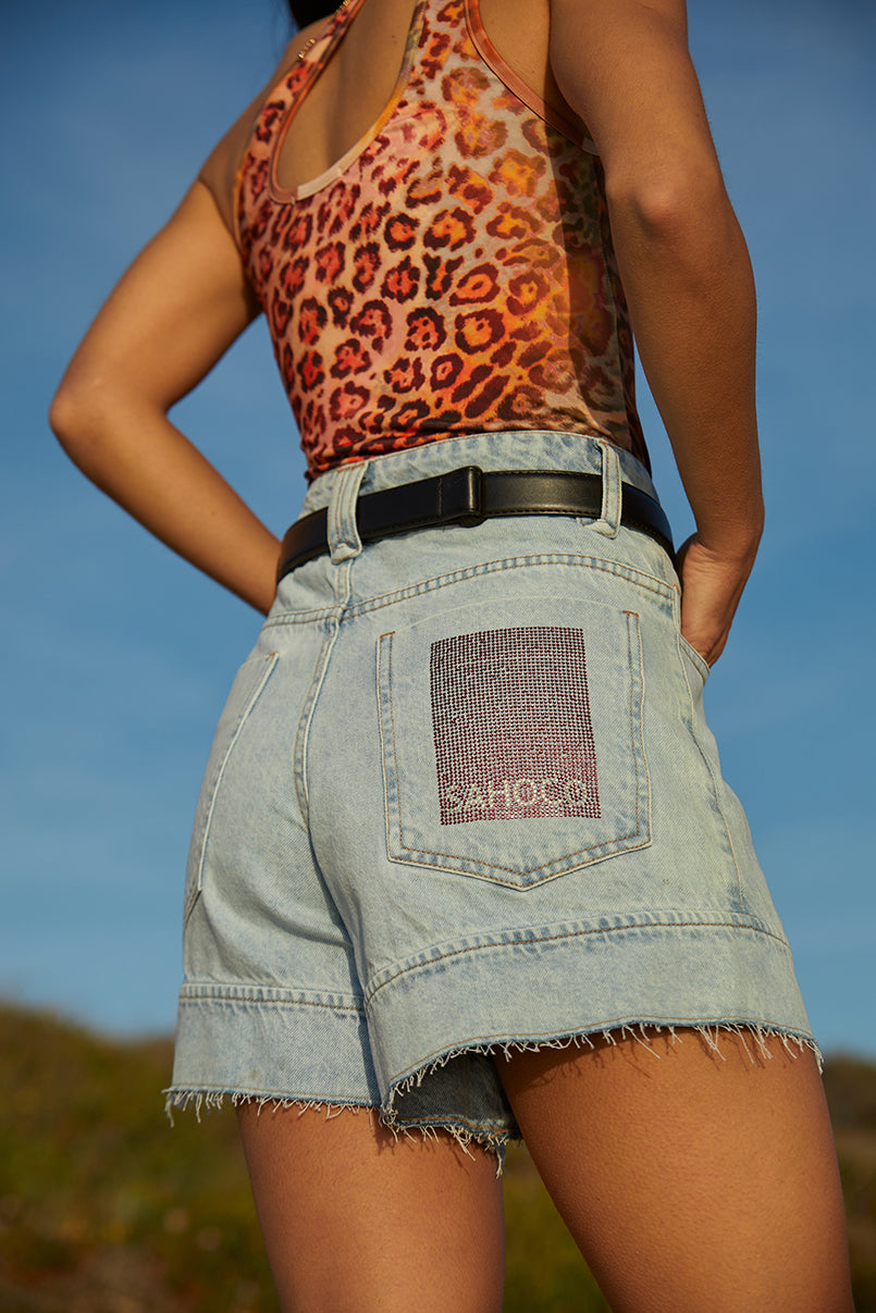 Calção denim cintura subida