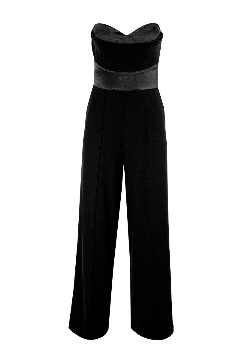 Macacão decote caicai