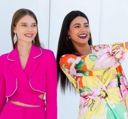 Tendências de  Estampados Primavera  2023: Adicione Cores e  Estilo ao seu  Guarda-Roupa!