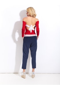 Tricot shirt with a bow on the back