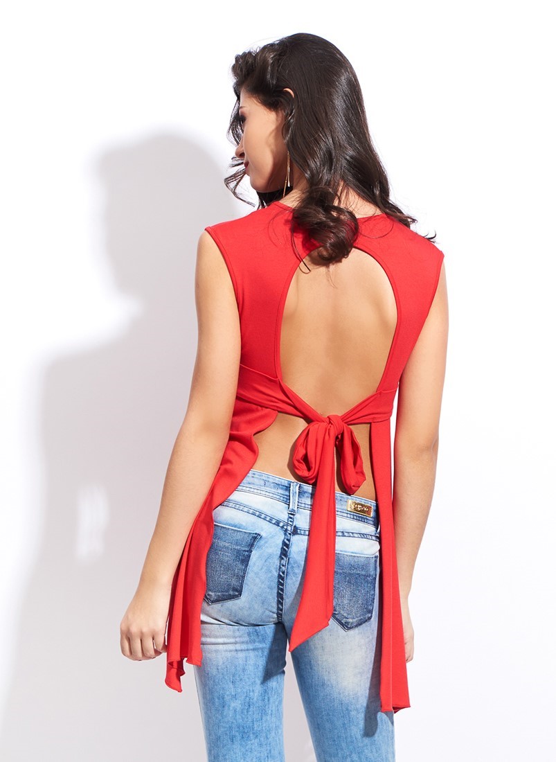 Backless tight blouse 