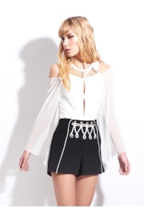 Shorts with front detail
