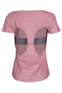T-shirt com aplicações