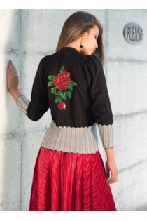 Tricot coat with embroidery