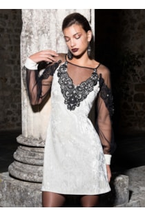 Vestido curto combinado