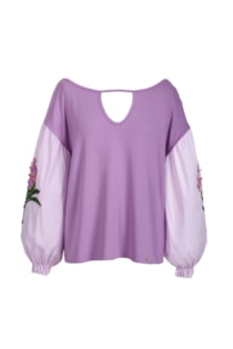 Shirt with embroidery on the sleeves