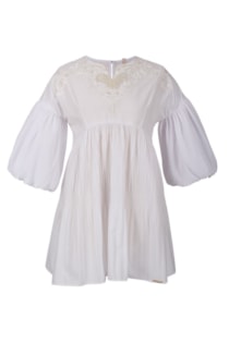 Blouse with pleats