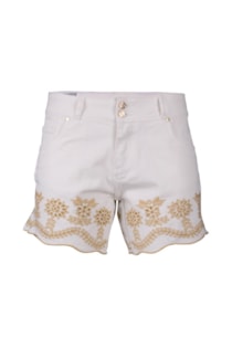 Shorts with details