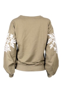 Camisola com detalhes bordados
