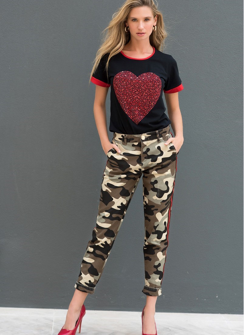 Pants with camouflage print