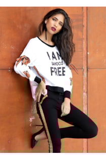Camisola com detalhe nas mangas