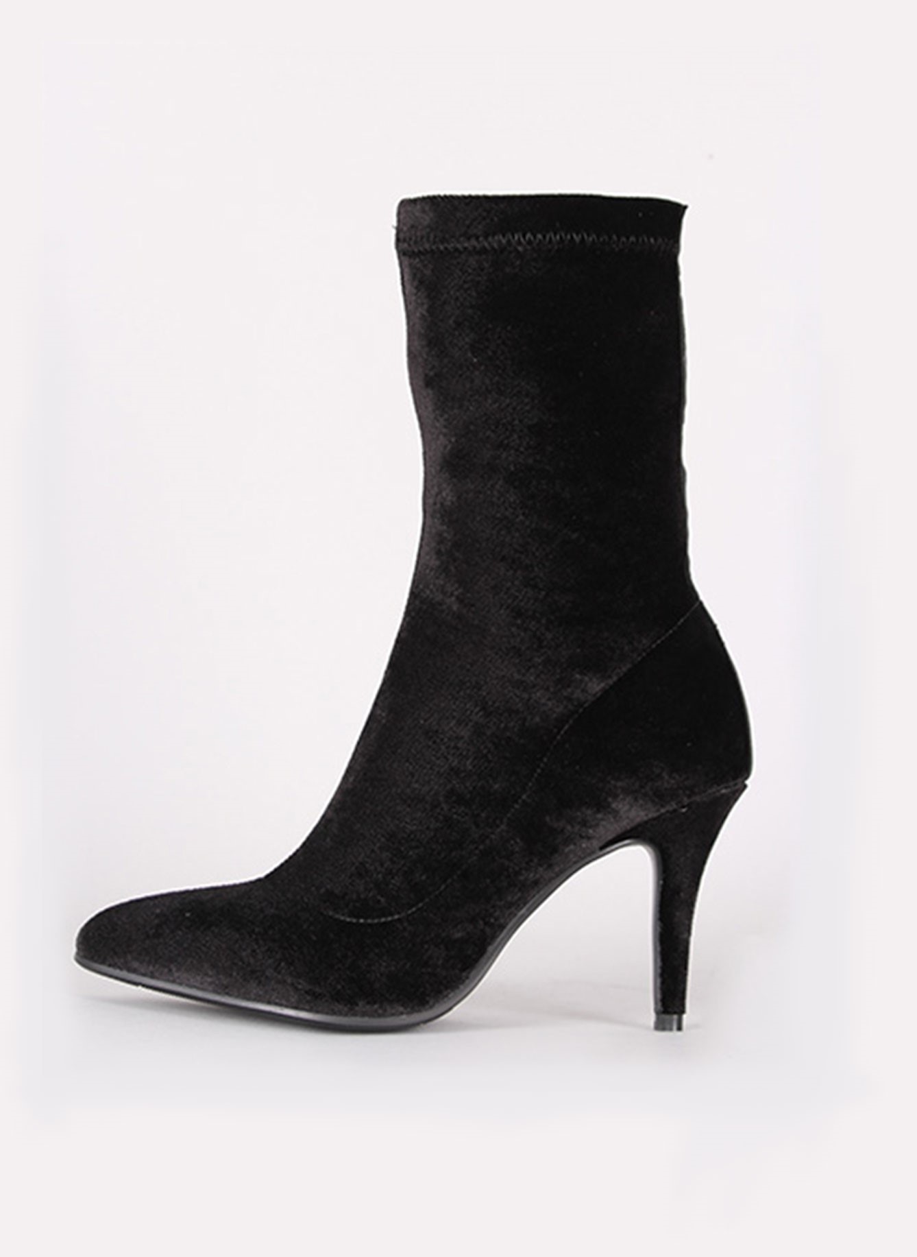 Thin heel boots