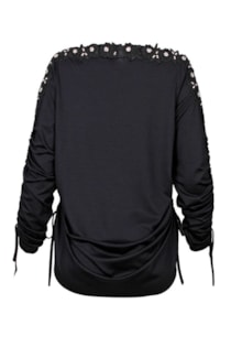 Blusa assimétrica com detalhes