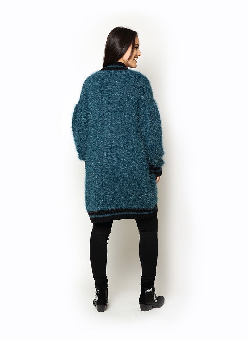 Coat with metallized tricot knit