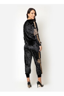 Pantalón con detalle en lentejuelas