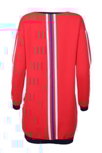 Vestido tricot decote em bico