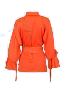 Blusa de laço com manga de folhos