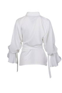 Blusa de laço com manga de folhos