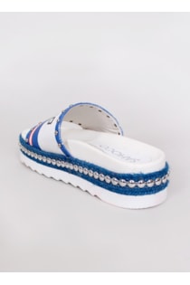 Flip-flopper con tachuelas