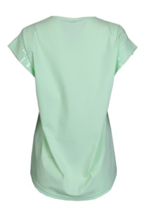 T-shirt com lantejoulas